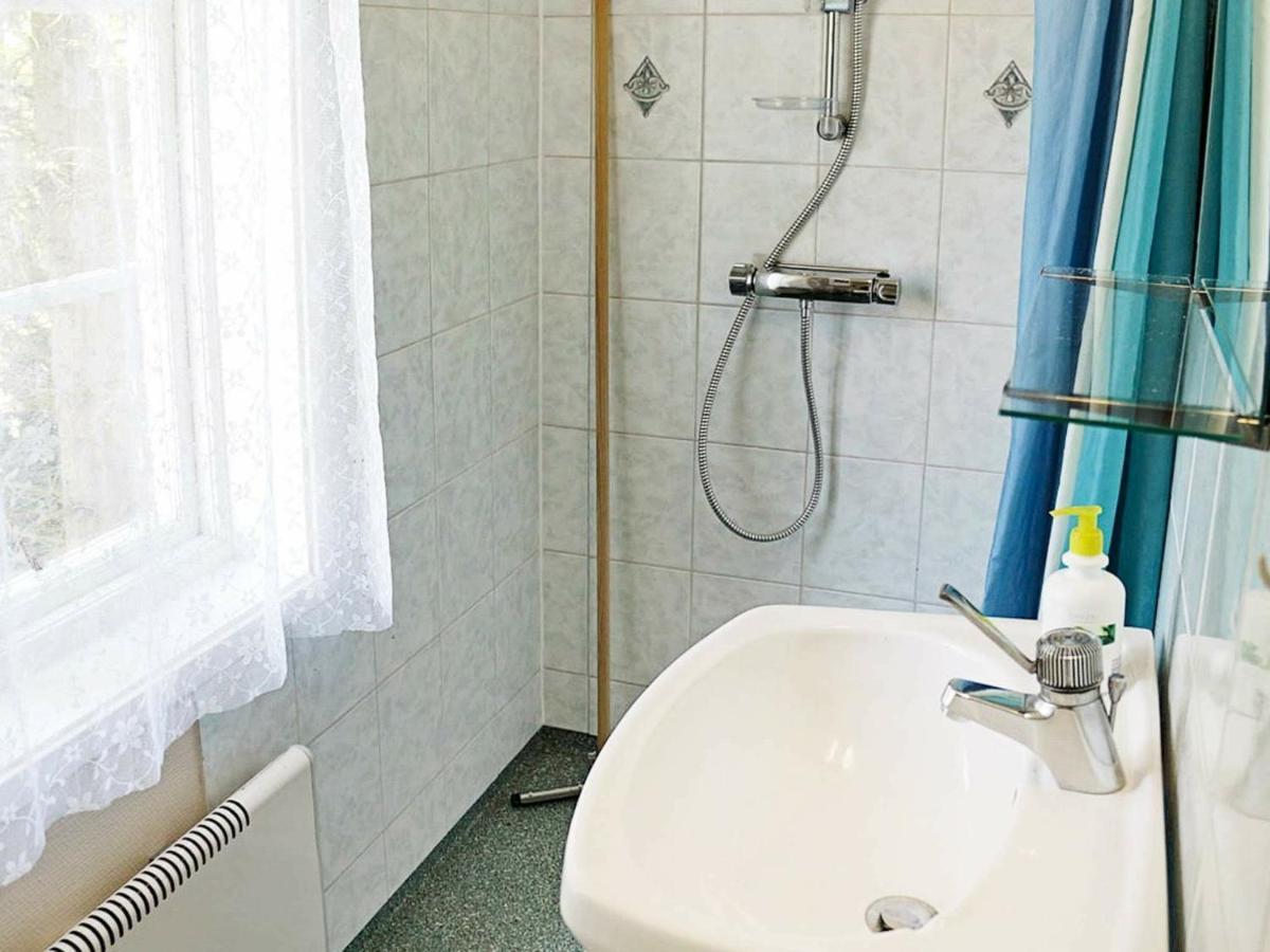 4 Person Holiday Home In Ankarsrum Hult  Εξωτερικό φωτογραφία